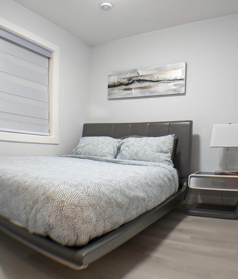 Modern & Luxurious Suites In Surrey Exteriör bild