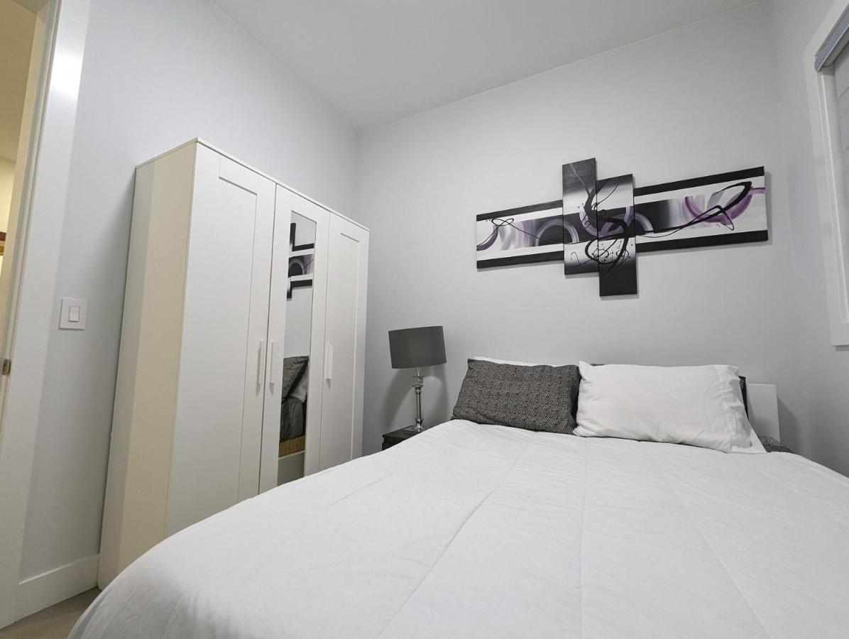 Modern & Luxurious Suites In Surrey Exteriör bild
