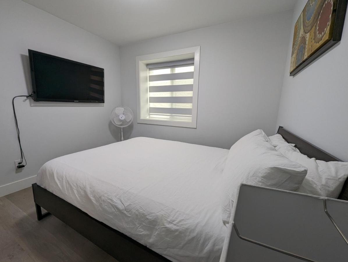 Modern & Luxurious Suites In Surrey Exteriör bild